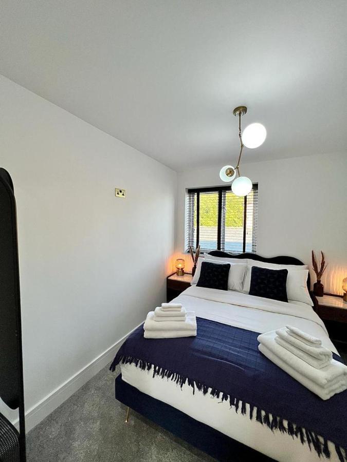 Charming 3-Bed House With 1 Parking Space 캔터베리 외부 사진