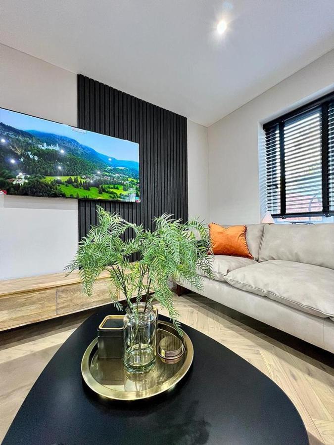 Charming 3-Bed House With 1 Parking Space 캔터베리 외부 사진