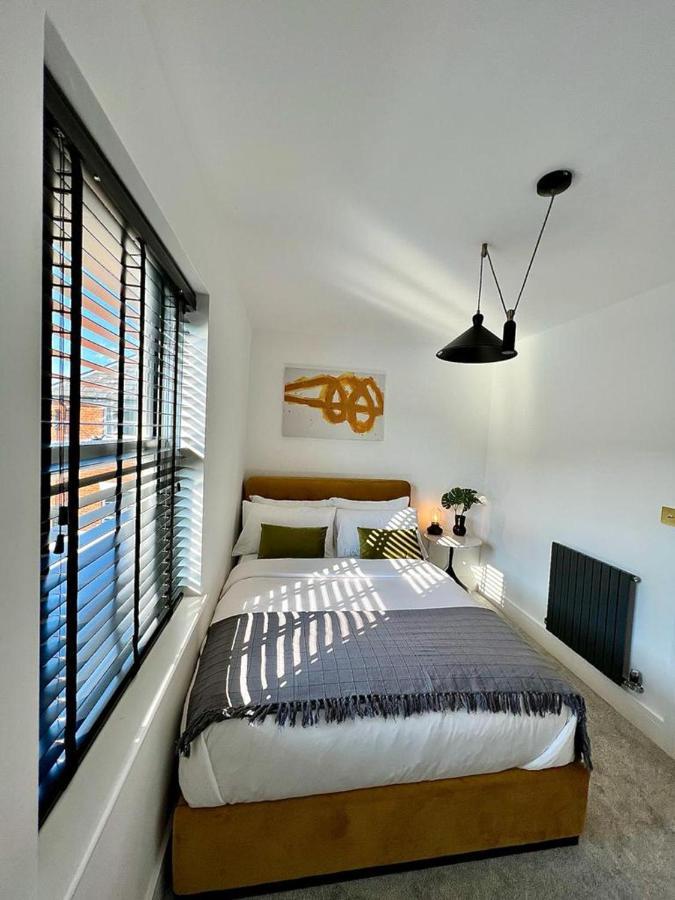 Charming 3-Bed House With 1 Parking Space 캔터베리 외부 사진